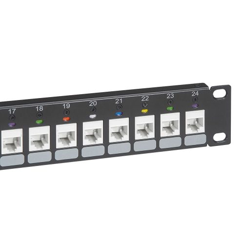 Patch panel 24port UTP/FTP fém kábeltartóval fekete Linkeo KEYSTONE Legrand 632792